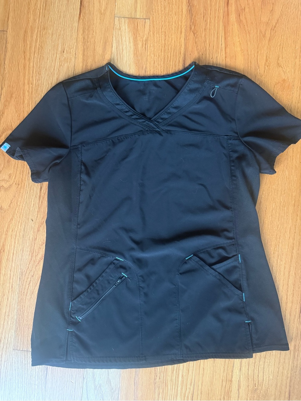 Scrubstar Black Women's V-Neck Medical Scrub Top with Contrast Trim